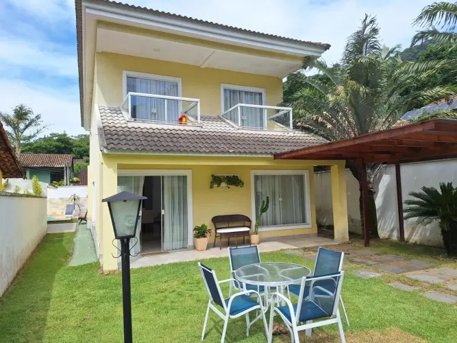Casa para Venda em Rio de Janeiro, Barra de Guaratiba, 4 dormitórios, 2 suítes, 4 banheiro