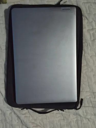 Vendo um notebook seminovo, tudo ok