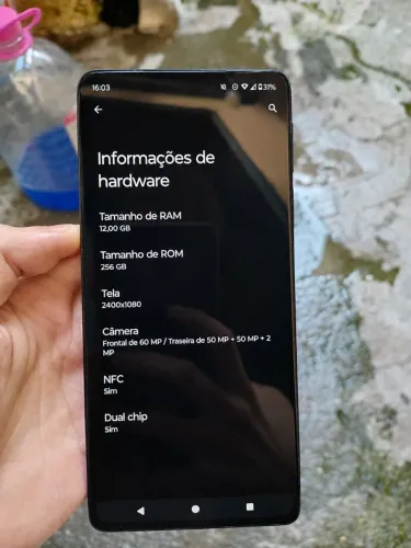Motorola Edge 30 pro 