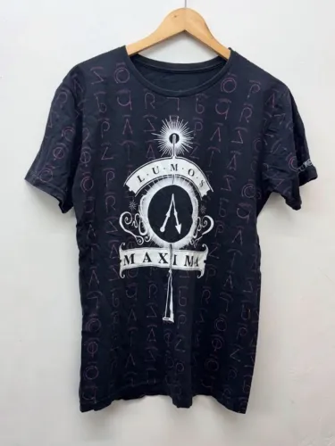camiseta feminina piticas brilha no escuro harry potter