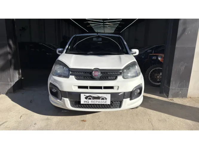 Fiat Uno Attractive 1.0 EVO Fire Flex 8V 5P 2021