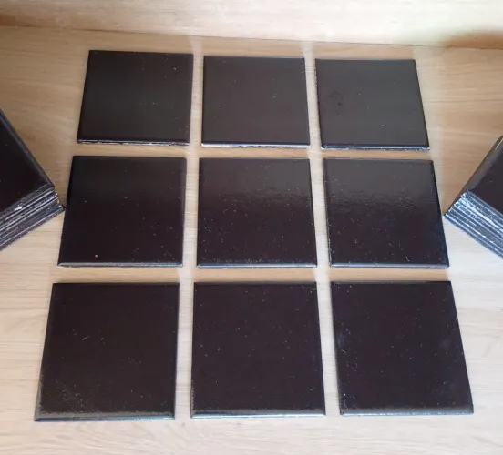 Pastilhas Cerâmicas Pretas 10x10 cm, Lote com 27 Peças
