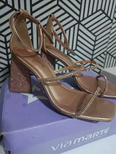 Sandália strass via marte