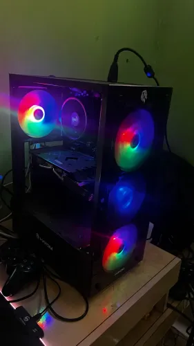 OPORTUNIDADE PC GAMER COM PLACA VIDEO - RYZEN 5 4600G, SSD 240GB, 16GB RAM