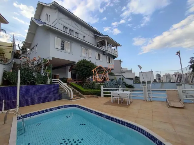 Casa com 6 quartos, 544 m² - venda por R$ 3.320.000 ou aluguel por R$ 16.000/mês - São Ben