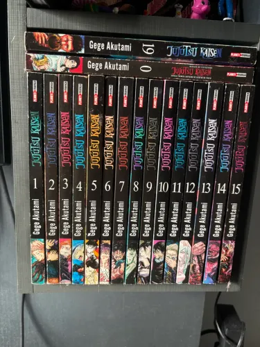 Coleção de mangas Jujutsu Kaisen