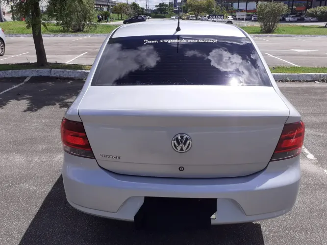 Volkswagen Voyage 1.0/1.0 City MI Total Flex 8V 4P 2010 modelo 2011