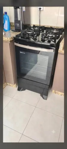 Fogão Eletrolux preto com mesa de vidro (fe4gp)