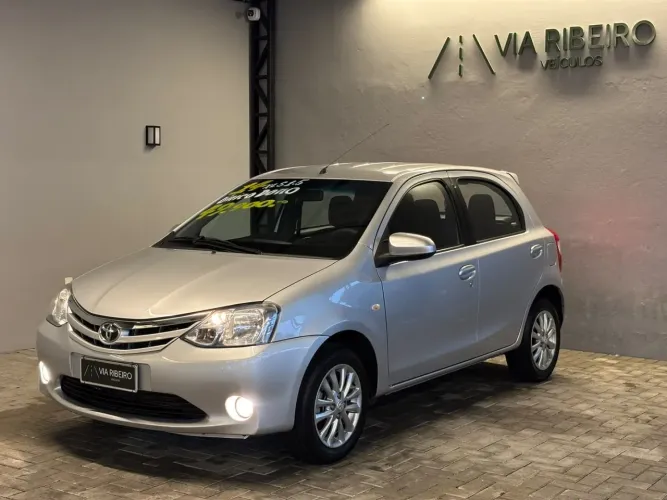 Toyota Etios XLS 1.5 Flex 16V 5P Mec. 2014