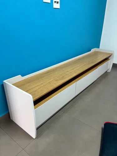 Rack com gavetas