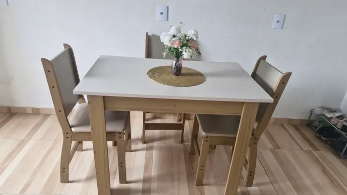 MESA JANTAR + ARMÁRIO AÉREO +AIR FRYER