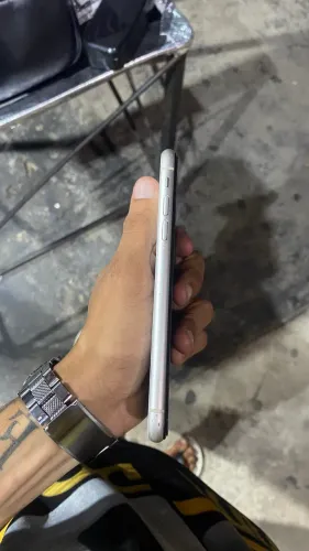 iPhone 11 128GB