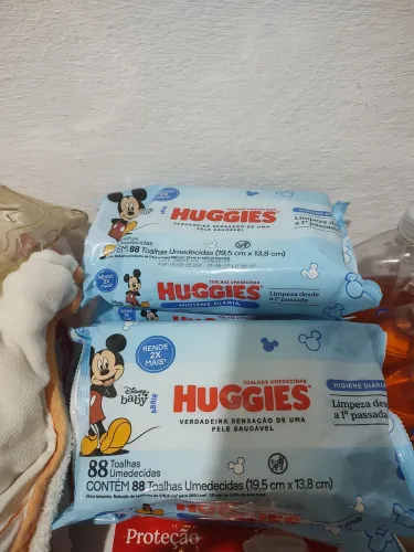 Lenço umedecido é fralda Pampers só foi usar uma fralda só 