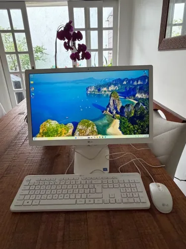 Computador LG All In One Branco