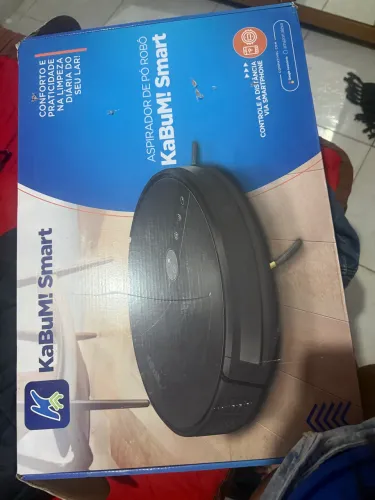 Vendo robô da marca kabum aspira e passa pano.