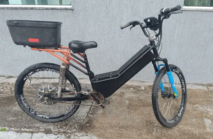 Bicicleta elétrica Duos Full bateria de Lítio