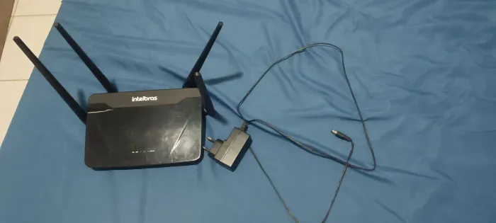 ROTEADOR INTELBRAS 4 ANTENAS