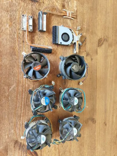 Lote de Coolers e Dissipadores PC/Notebook