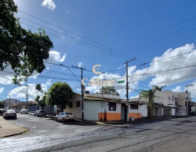 Terreno à venda no Bairro Brasil com 300m² dimensões 10 x 30m