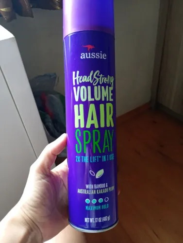 Hair spray Aussie 