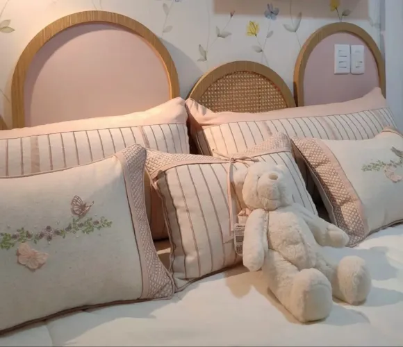Enxoval de berço e cama (menina)
