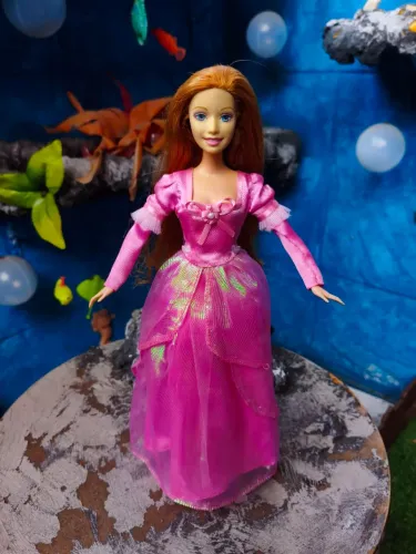 Barbie magia de aladus Brietta