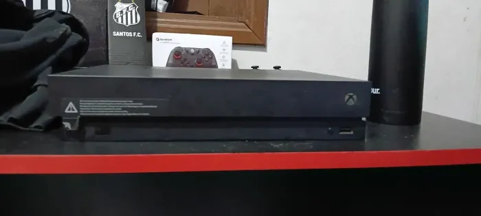 Xbox one X - Usado Sem Controle