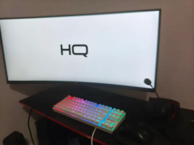 SUPER PC Gamer Ryzen 7 7800X3D + RX 9060 XT + Monitor 34? 165Hz Completo
