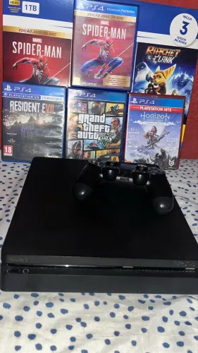 PS4 Slim 1TB + 1 controle + GTA V + Spider-Man + Horizon + RE7 + caixa original