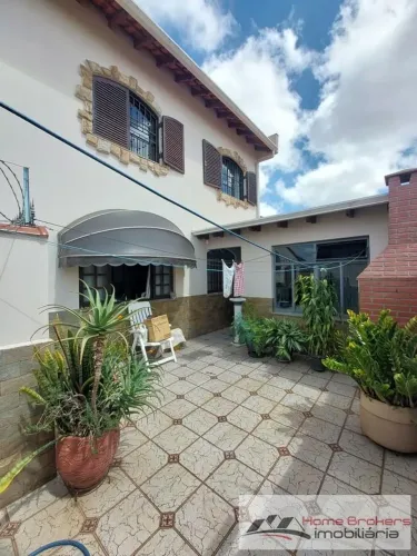 Casa / Sobrado para Venda em Jundiaí, Vila Arens II, 3 dormitórios, 1 suíte, 4 banheiros,