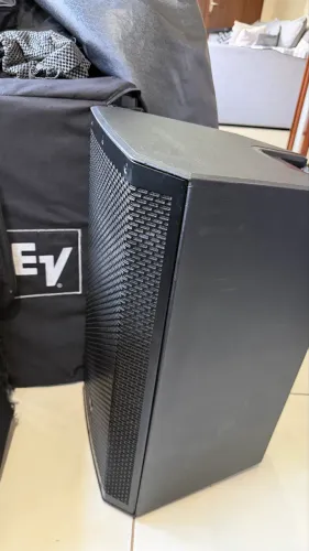 Caixa de som ZLX12- Eletro Voice
