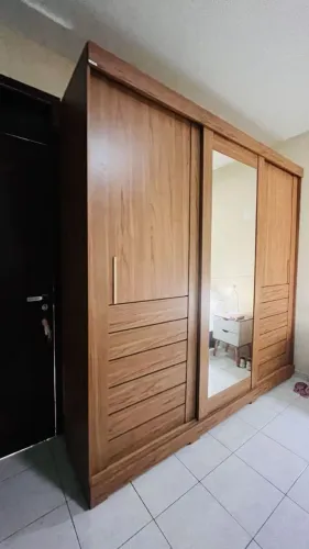 Guarda-roupa Casal Cecília Panan 3 Portas c/ Espelho - Ótimo Estado