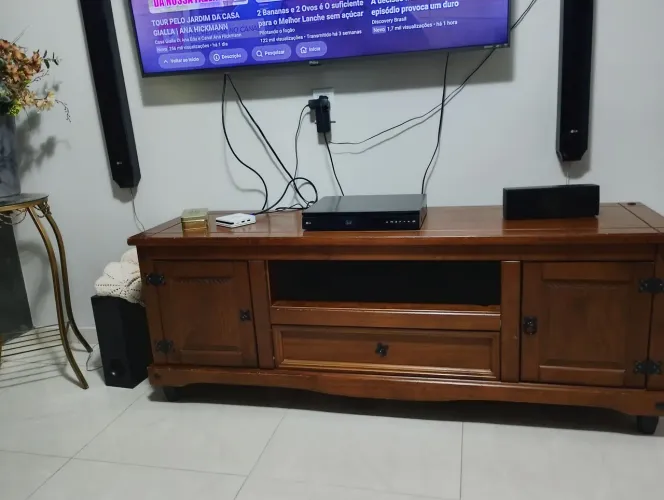 Vendo rack madeira maciça