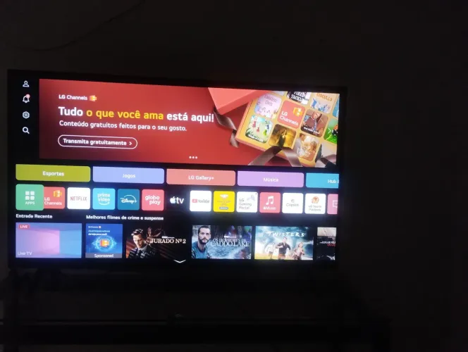 Vendo uma tv dois meses de uso aceito cartão