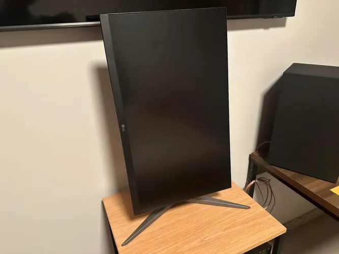 Monitor Gamer 144hz Full HD LG 