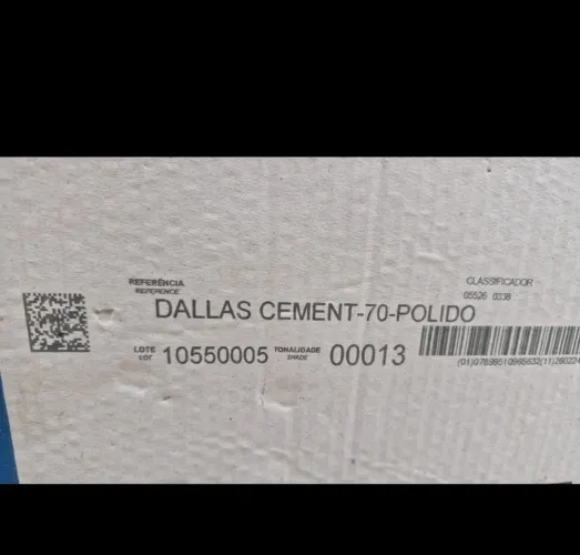 Porcelanato Delta Dallas polido Cement 70x70