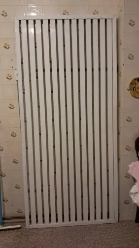 Portao grande em aluminio branco 