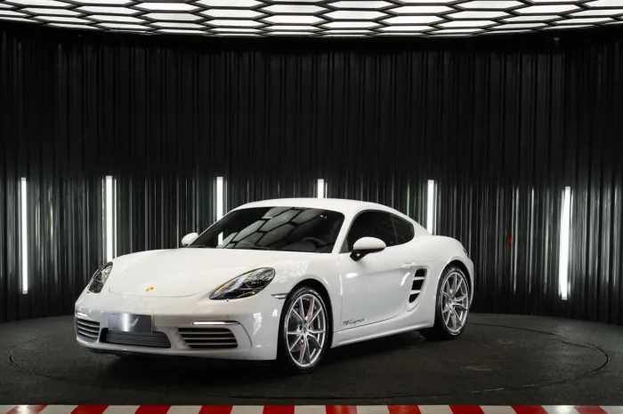 Porsche 718 Cayman 2.0 300cv 2024