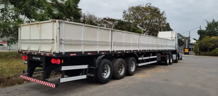 GRANELEIRO FACHINNI 22/22 COM PNEUS CONTAINERA