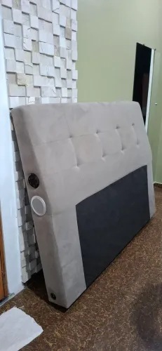 Cabeceira de cama casal  com som