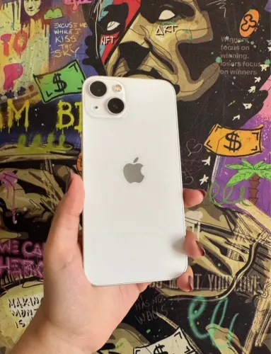 iPhone 13