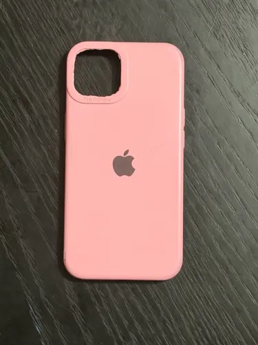 Capa iPhone 13 rosa bebê