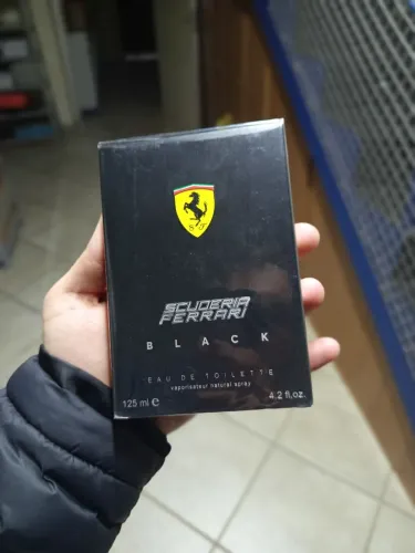 Eua de toilette Ferrari Black Scuderia perfume 125ml original 