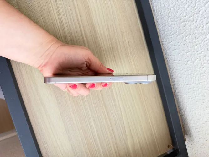 IPhone 15 Pro 1 TR - Não aceito trocas, 85% a saúde da bateria