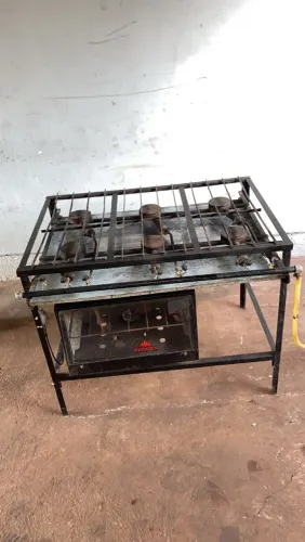 Fogão industrial a gás com forno