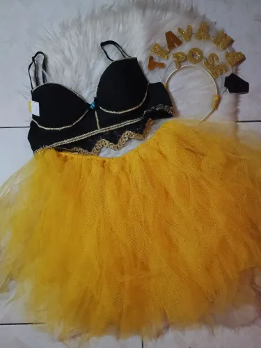 Promoção fantasias 65,00 Por 55,00 você ganha uma tiara