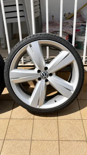 Rodas Aro 20 Originais VW Fusca + Pneus