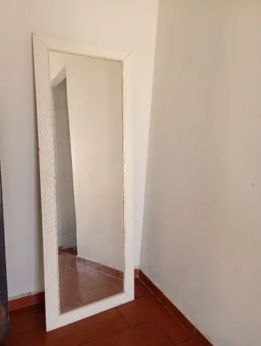 Espelho redondo e corpo inteiro