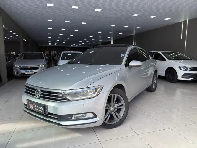 Volkswagen Passat Highline 2.0 TSI 220cv Tip. 2018