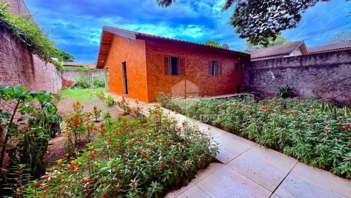 Casa com 2 dormitórios à venda, 89 m² por R$ 360.000,00 - Conjunto Habitacional Itatiaia -